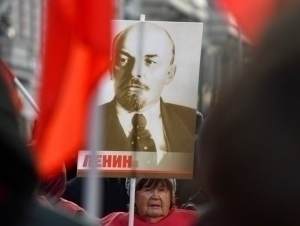 Энди коммунизмни тарғиб қилганлар 5 йилга қамалади. Чехияда!