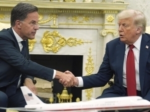 Трамп Украинада нима бўлаётганини тўлиқ англаб турибди – Рютте