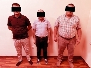 Surxondaryoda hokim yordamchisi va yana ikki kishi qo‘lga olindi