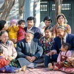 Qanday oilalarga “Ibratli oila” ko‘krak nishoni berilishi aytildi