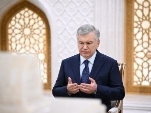 Shavkat Mirziyoyev to attend condolences for former Emir of Qatar