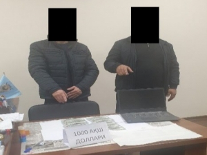 In Samarkand, the governor's assistants were caught accepting a thousand dollars of a bribe