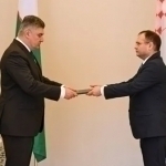 Uzbekistan's first ambassador to Croatia presents credentials to President