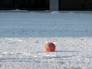 Sovuq harorat sabab Germaniya va Angliyadagi futbol o‘yinlarini qoldirildi
