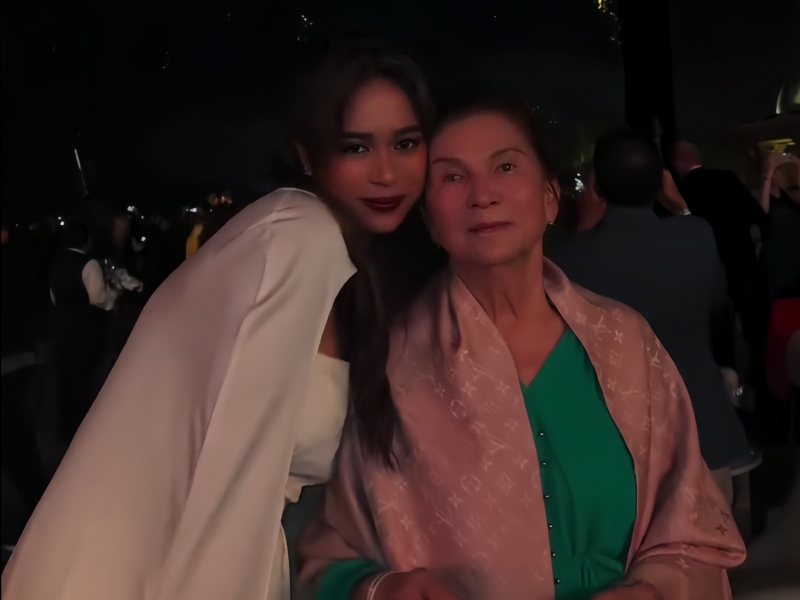 Tatyana Karimova Yangi yilni nevaralari bilan Abu-Dabida nishonladi (video)