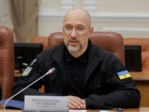 Украина Бош вазири истеъфо берди