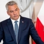 Австрияда келаси ҳафта канцлер алмашади