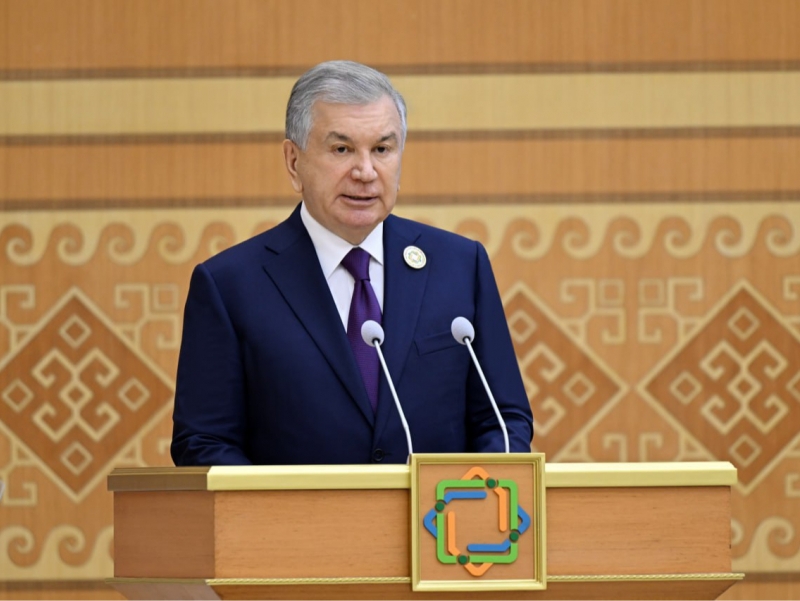 Мирзиёев денгиз йўли йўқ давлатлар учун глобал битим тузишни таклиф қилди