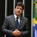 Braziliya Prezidenti koronavirus bilan jadal kurashayotgan sog‘liqni saqlash vazirini ishdan bo‘shatdi