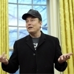 Ilon Mask trillioner bo‘lish arafasida