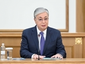 Тўқаев араб давлатлари етакчиларини қўллаб-қувватлади