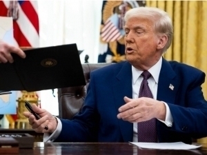 Олий суд Трампнинг фавқулодда божларини ноқонуний деб топди