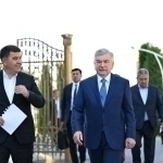 Шавкат Мирзиёев Намангандаги аэропорт қурилишини бориб кўрди