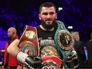 IBF Бетербиев учун ҳимоя жангига буйруқ берди