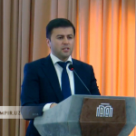 Vazir o‘rinbosari koronavirusga chalinganlar test topshira olmayotganini tan oldi