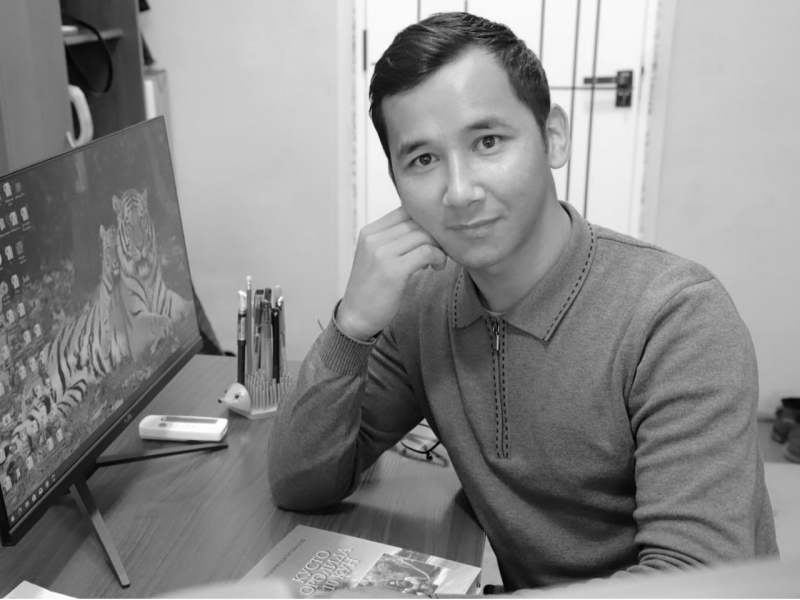 Yosh shoir Jahongir Nomozov o‘z uyida o‘lik holda topildi