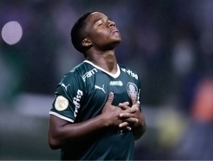 “Real” 19 yoshli braziliyalik futbolchi transferini kechiktirmoqchi emas