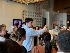 БААда қолиб кетган ўзбекистонликлар меҳмонхонага жойлаштирилди