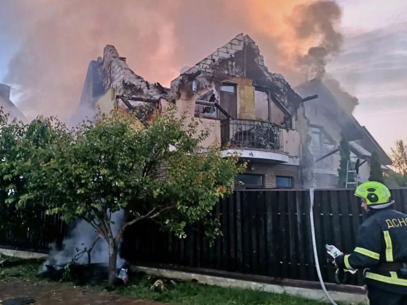 Rossiyaning Ukrainaga bergan zarbalari oqibatida 23 kishi halok bo‘ldi (video)