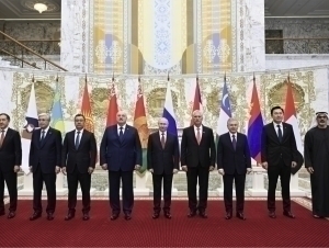 Mirziyoyev attends the meeting in Minsk