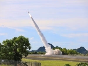 AQSHning aniq zarba beruvchi raketalari qolmadi – “Reuters“