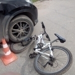 Andijonda Tracker voyaga yetmagan velosipedchini urib ketdi