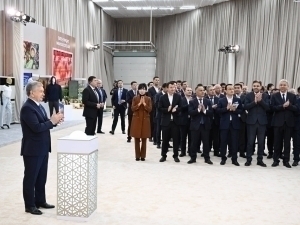 Shavkat Mirziyoyev Samarqandda 2,4 mlrd dollarlik loyihalarga start berdi