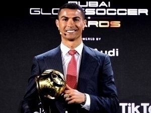 Роналду яна Globe Soccer Awards’га даъвогарлик қилмоқда 