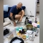 Toshkentda “kvartira”sini narkolaboratoriyaga aylantirganlar ushlandi (video)