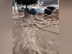 Marokashda toshqinlar ortidan 21 kishi halok bo‘ldi (video)