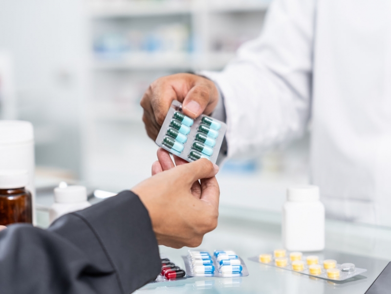 Ertadan shifokor retseptisiz dori sotib olib bo‘lmaydi (video)