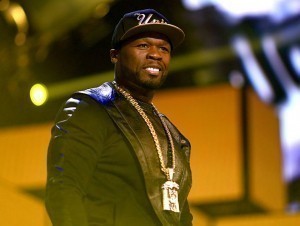 Рэпер 50 Cent уэльслик қизлар жамоасига ҳомийлик қилди
