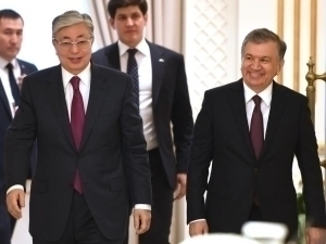 Қозоғистон раҳбари Шавкат Мирзиёевни таваллуди билан телефонда табриклади
