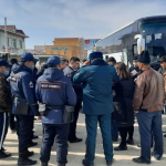 Bir kunda deyarli 500 nafar o‘zbekistonlik Qozog‘istonga ishlash uchun ketdi