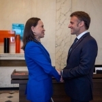 Makron Venesuela muxolifatining yetakchisi Machado bilan uchrashdi