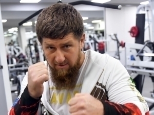 “Зеля, эркак бўл”. Қодиров Зеленскийга ҳақоратомуз жавоб қайтарди