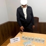 Xorazmda kommunal xo‘jaligi mansabdori $1000 pora bilan ushlandi