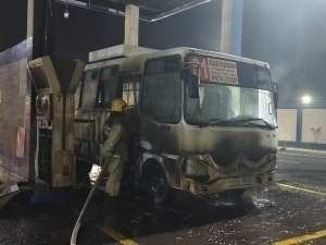 Bus catches fire at a gas station in Kokand