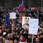 Slovakiyada Fitso siyosatiga qarshi namoyishlar o‘tkazildi