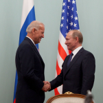 Путин Байденни сайловдаги ғалаба билан табриклади