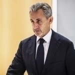 Sarkozi qamoqdan ozod qilinadi