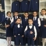 Bu yil ham maktablarda majburiy forma talab etilmaydi 