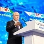 Putin Ilon Maskni “haqiqiy daho” deb atadi