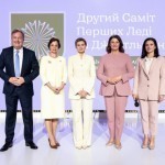 Jill Baydendan Emina Erdo‘g‘angacha. Dunyoning 23 davlati birinchi xonimlari Yelena Zelenskaya atrofida to‘plandi
