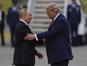 Трамп ва Путин учрашуви қайси воқеадан кейин бекор қилингани айтилди