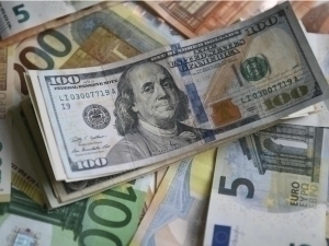 Dollar exchange rate rises again after brief decline