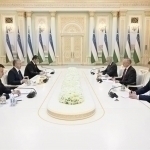 Mirziyoyev Sankt-Peterburg gubernatorini qabul qildi