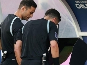 U-20 Jahon chempionatida noodatiy kartochkadan foydalanildi