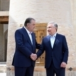 Шавкат Мирзиёев Имомали Раҳмон билан Бухорони зиёрат қилди