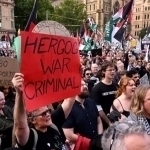 “Ғазодаги воқеаларга бефарқ эмасмиз” – Мелбурнда минглаб намойишчилар тўпланди